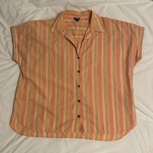 Patagonia lightweight organic button blouse- short sleeves - size L